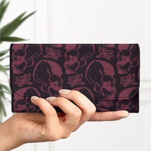 Gothic Emo Skull Wallet – Vegan Leather Tri-Fold Wallet, Goblincore Witchy Accessory, Eco-Friendly Goth Fashion