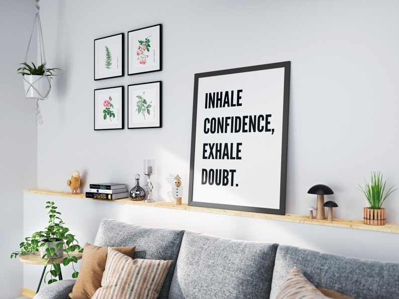 Minimalistische typografie kunst zwart-wit muur decor adem vertrouwen in, adem twijfel uit Poster Trendy Wall Art Afdrukbare kunst afbeelding 2