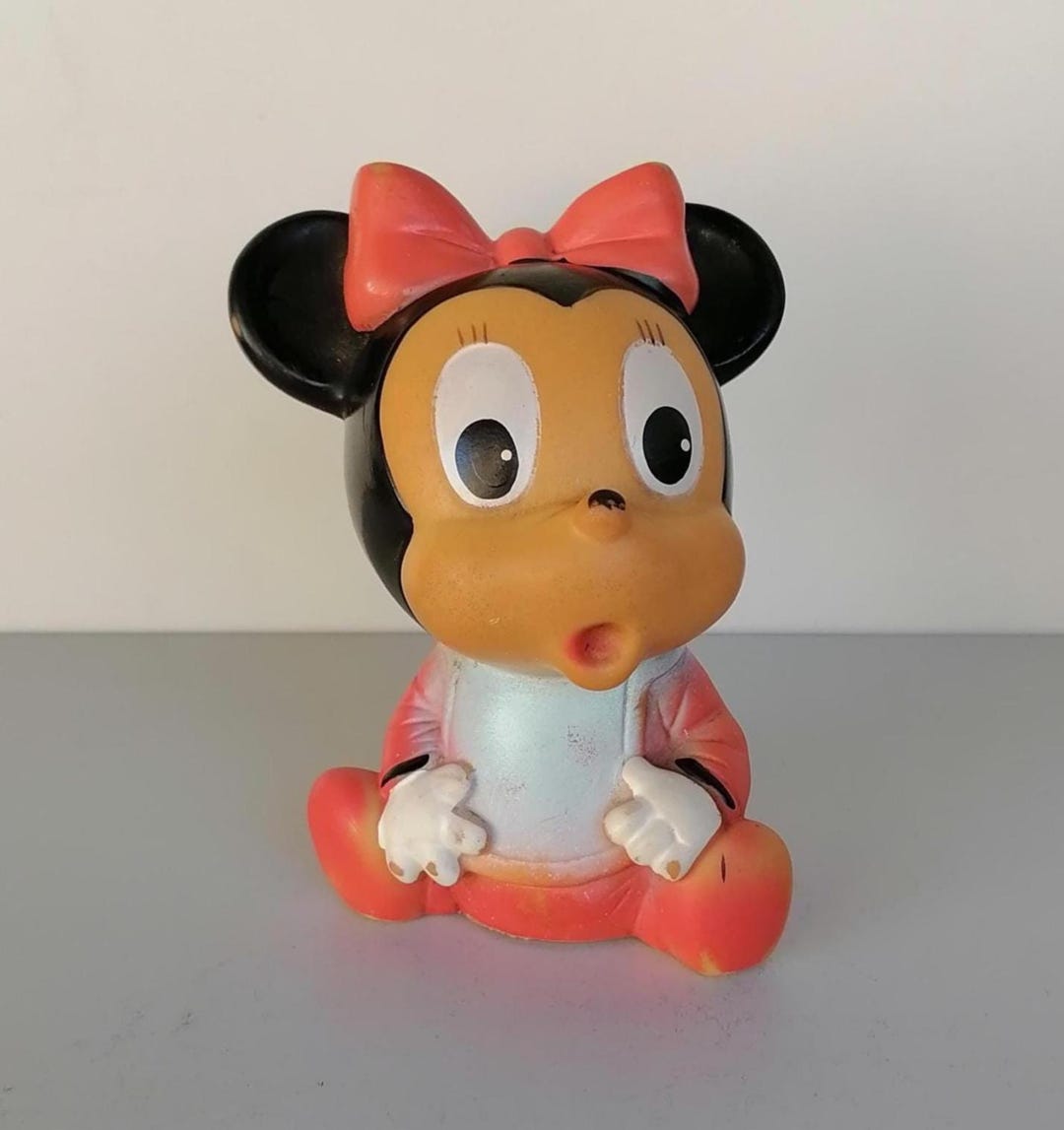 Walt Disney Original Sitting Minnie Mouse Figure Vintage Sweet Rubber ...