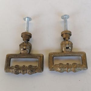 2 Stück Vintage Messing Ring Griffe, antike Möbelbeschläge
