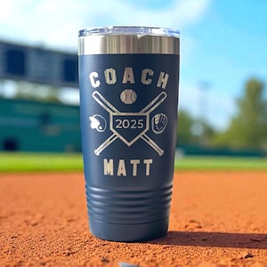 Personalisierter Baseballtrainer Becher - Teamgeschenk mit Gravur