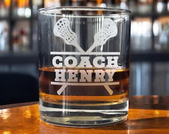 Gepersonaliseerde lacrosse-coachcadeau: gegraveerd bourbonglas