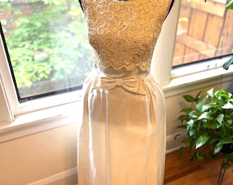 1960s Ecru & Ivory Wedding Gown