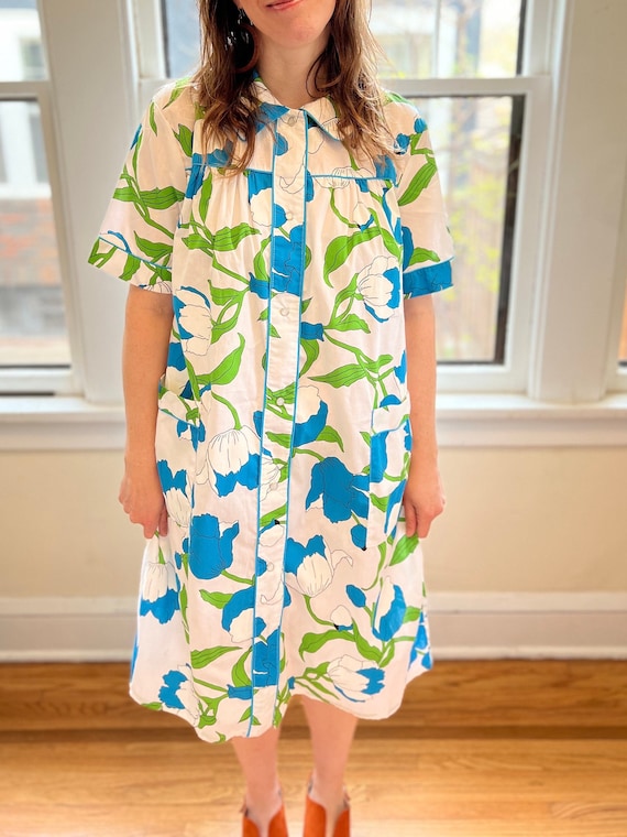 1960s Hawaiian Tulip House Dress