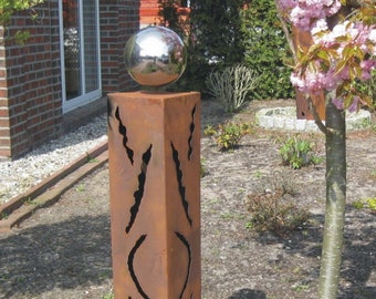 Jabo Design Edelrost Säule + Edelstahlkugel RS18 mit Rissen über 4 Seiten) 100x20x20cm Säule Gartensäulen Säulen Deko Blumen Corten Optik
