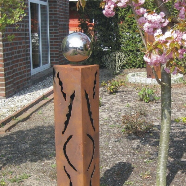 Jabo Design Edelrost Säule + Edelstahlkugel RS18 mit Rissen über 4 Seiten) 100x20x20cm Säule Gartensäulen Säulen Deko Blumen Rostfackel