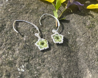 Delicate Cottagecore Silver Peridot Beadweaving Star Earrings