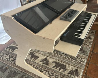 Trinity Desk Designs ITB hybride bureau met twee monitoren