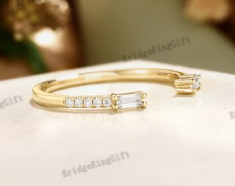 Open Gap Moissanite Wedding Band, Baguette Diamond Ring, Minimalist Gold Band, Modern Stacking Ring, Unique Bridal Jewelry