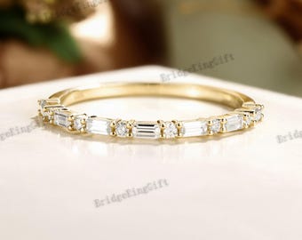 Baguette Diamond Band, Thin Gold Stacking Ring, Minimalist Wedding Band, Anniversary Ring for Women