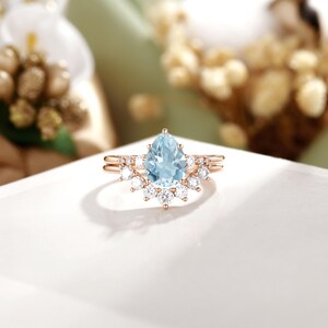Pear Cut Aquamarine Ring Set, Unique Aquamarine Engagement Ring, Art Deco Aquamarine Ring, Moissanite Curved Wedding Band, Ring For Her