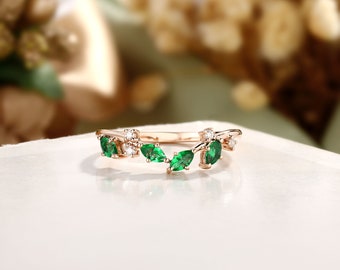 Branch Wedding Band, Emerald Flower Wedding Ring, Twig Emerald Ring, Curved Wedding Ring, Matching Ring, Anniversary Ring For Her