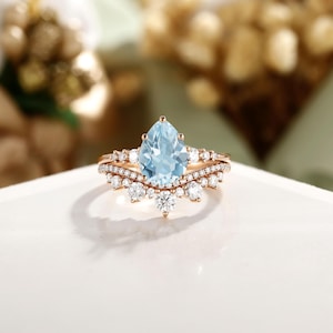 Vintage Aquamarine Engagement Ring Set, Pear Cut Aquamarine Ring, Moissanite Cluster Ring, Vintage Stack Ring, Anniversary Ring for Her