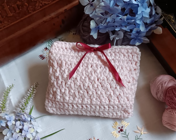 Square Pink crocheted rice heat bag