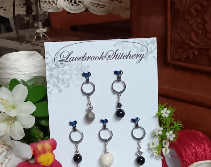 Memories in Monochrome Set - 5 Stitch markers for knitting and crochet