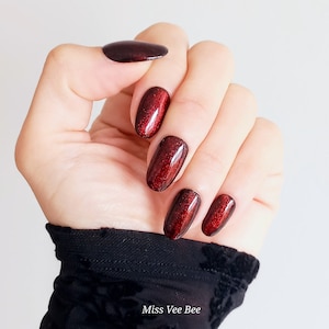 Dark Vamp Black Red Sparkling Cat Eye Jelly Nails, Handmade Hand Painted Press on Gel Nails, Reusable Short Long Nails
