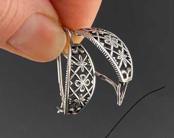 Vintage Pair Of Silver 925 Earrings