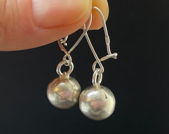 Vintage Pair Of Silver 925 Earrings
