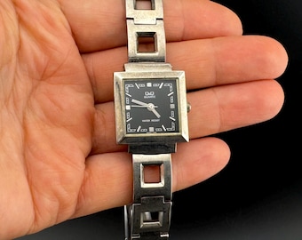 Vintage Wrist Watch Q&Q Women's Quartz