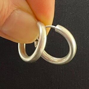 Vintage Pair Of Silver 925 Earrings
