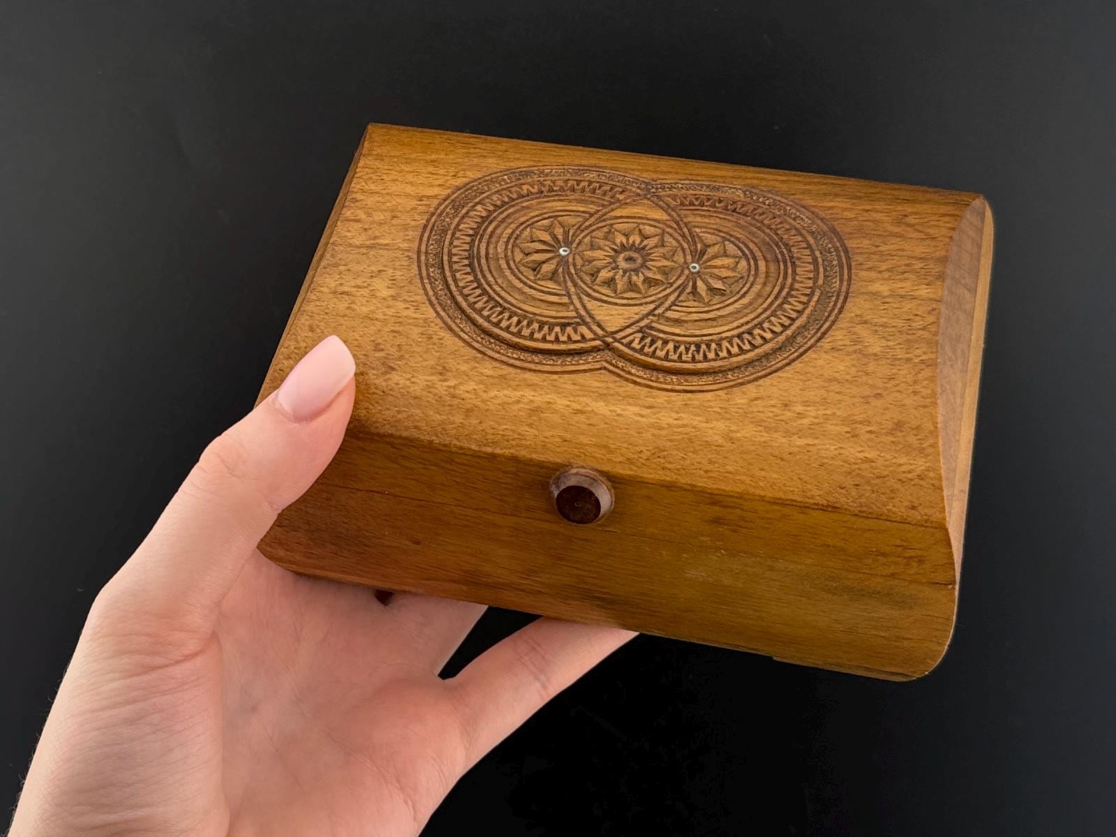Vintage Ukrainian Wooden Box. Wood Carving - Etsy