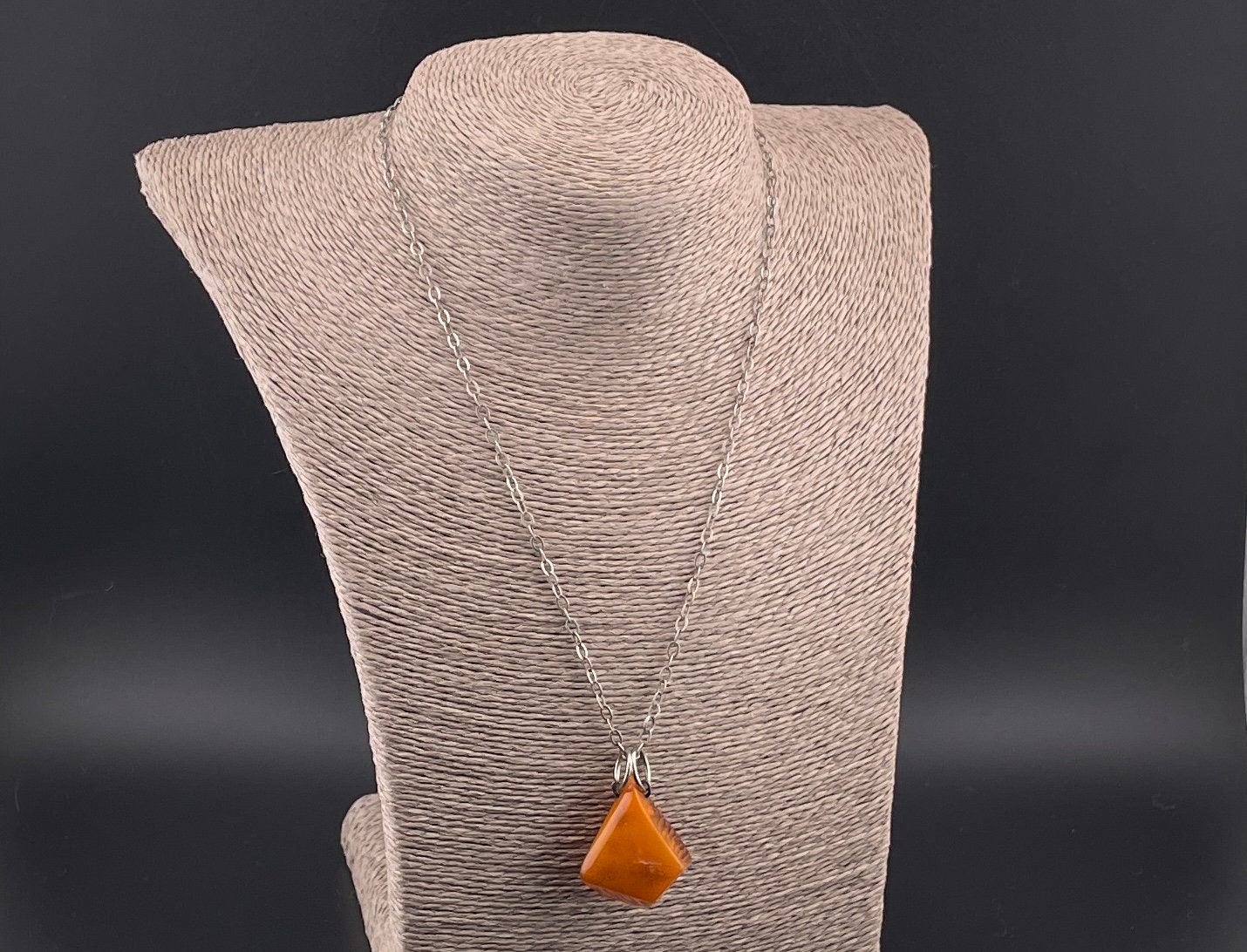 Collier Argent Massif Avec Pendentif Ambre Véritable - Inclusions - État Superbe - Occasion