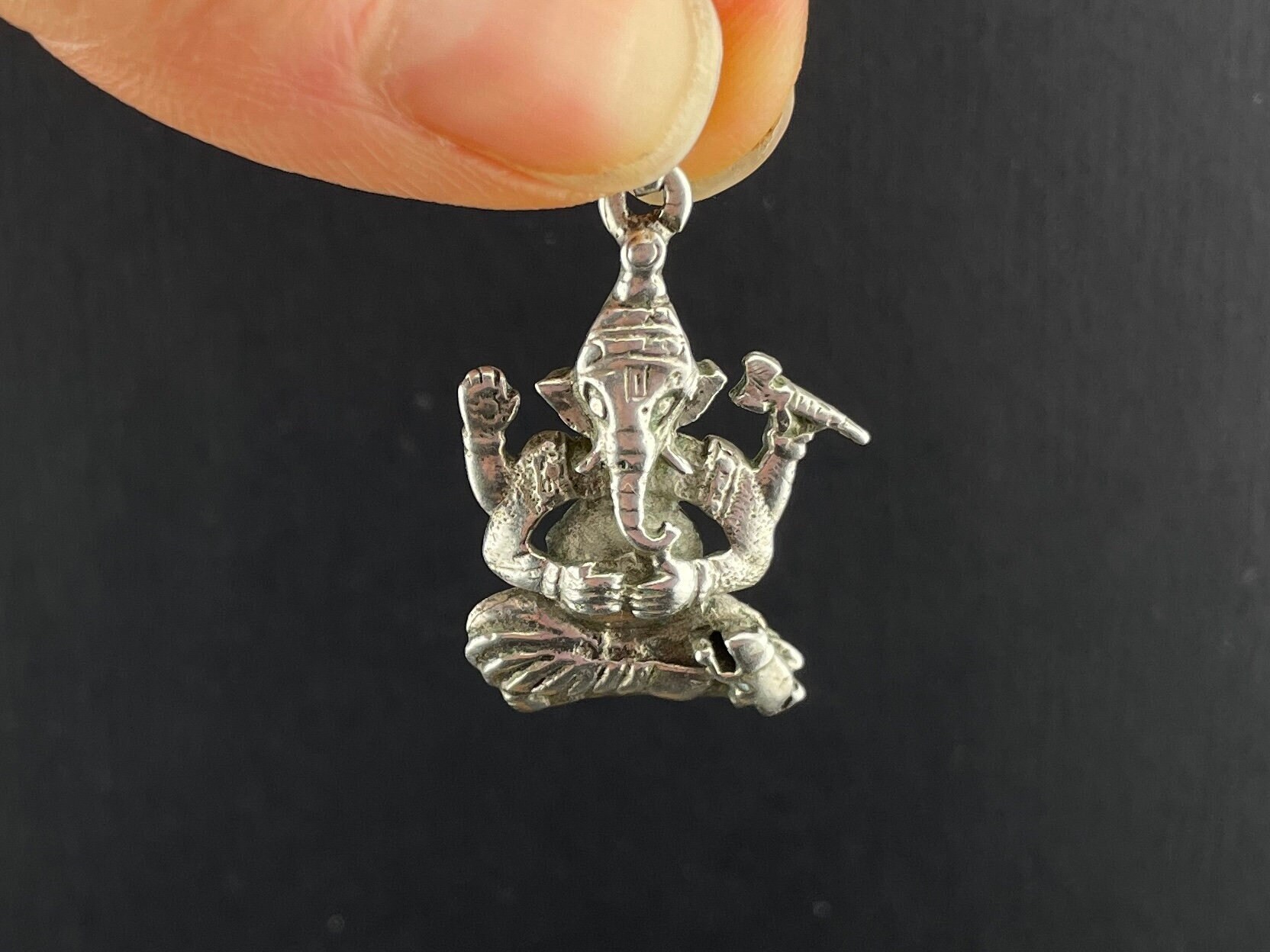 ヴィンテージ シルバー ペンダント 925 ガネーシャ - Etsy 日本