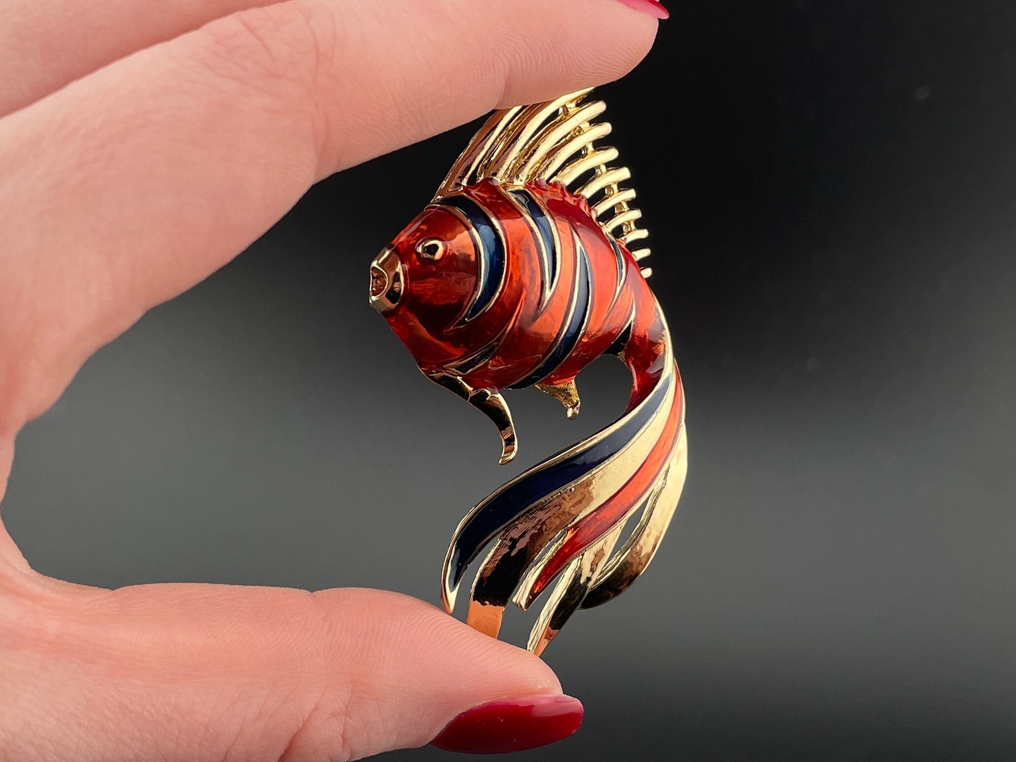 ブローチ 魚 エナメル - Etsy 日本
