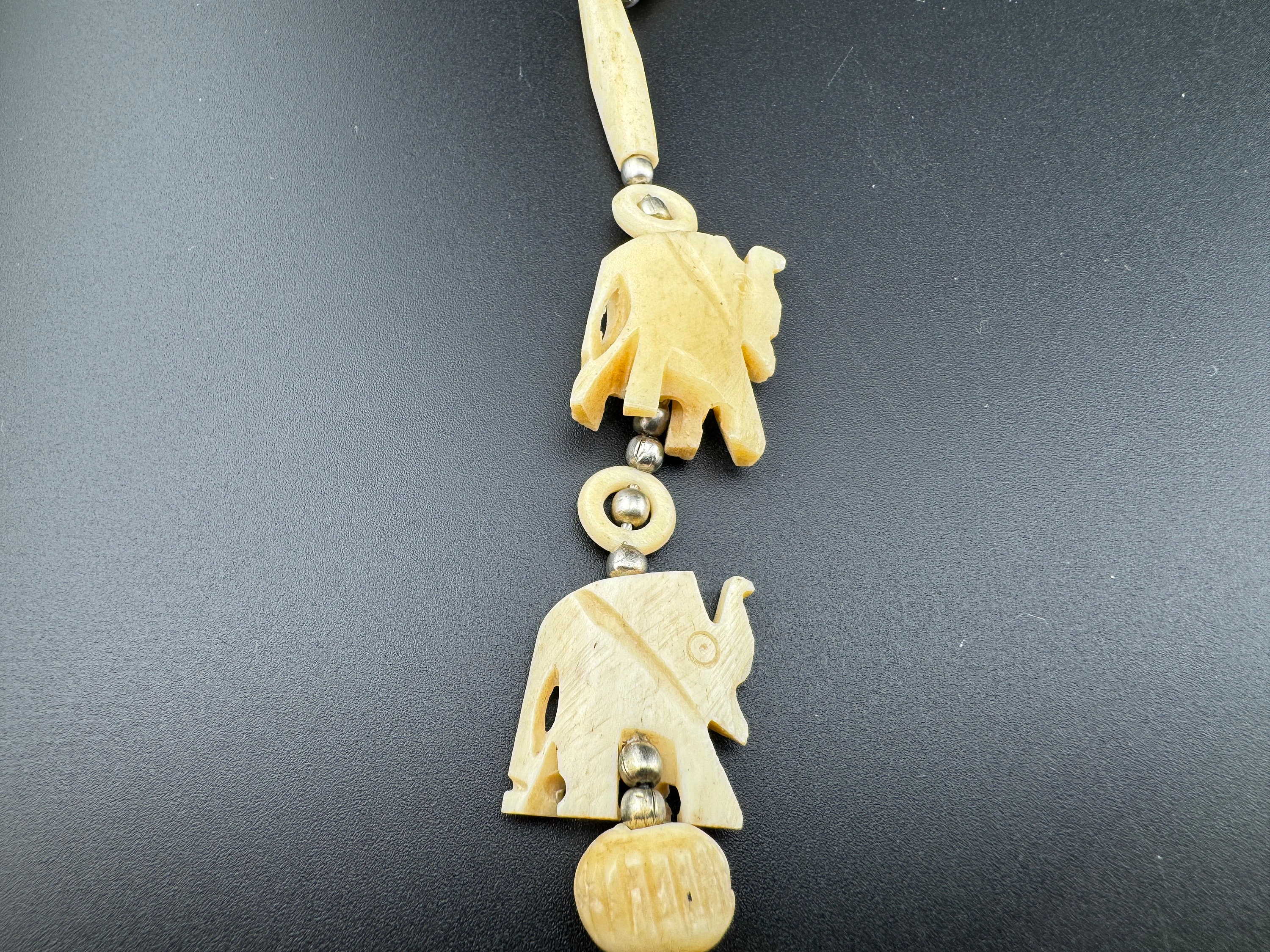 ヴィンテージネックレス。ラクダの骨 - Etsy 日本