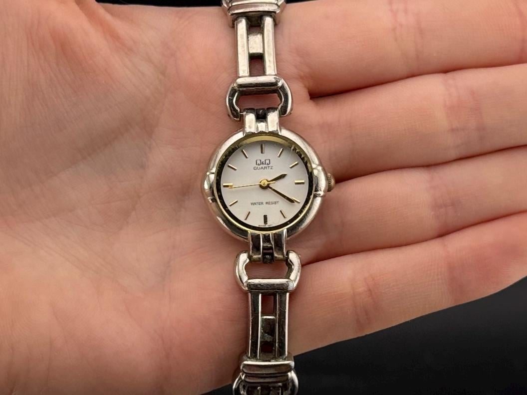 Timex Q Bracelet Femme 36mm 5ATM Montre TW2W87700
