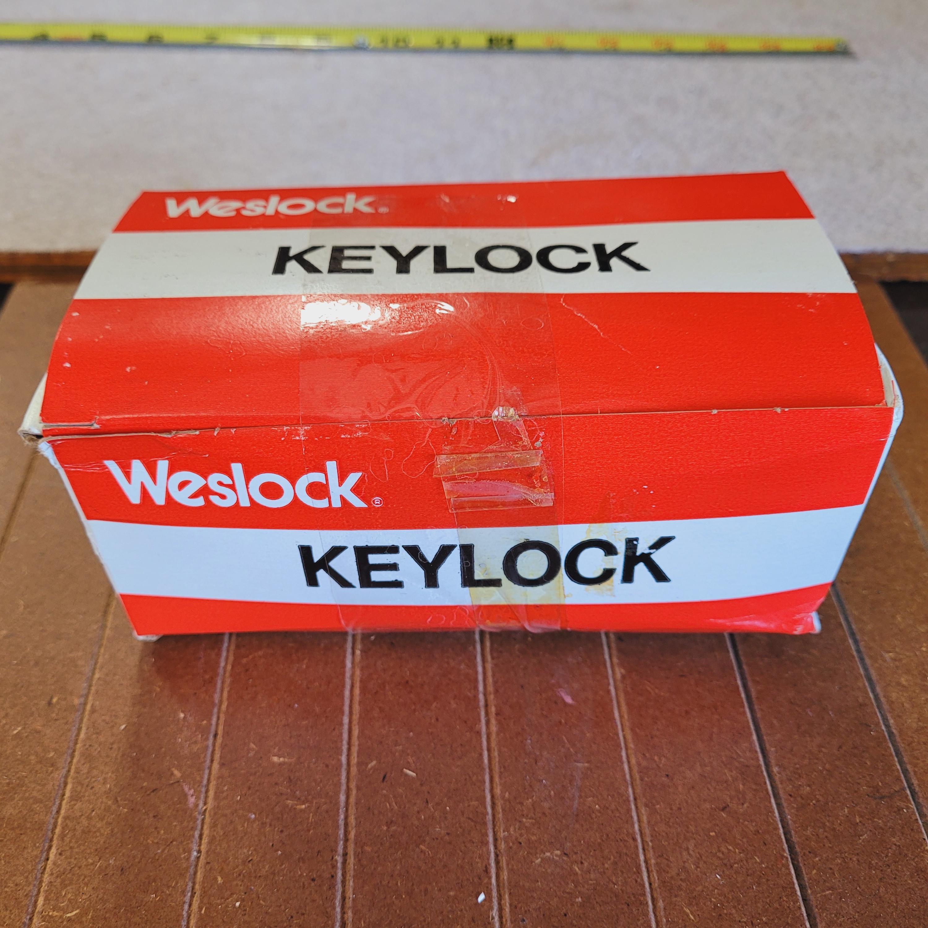 Bouton De Porte Weslock 840 - Laiton Antique, Avec Clé, Design élégant NOS