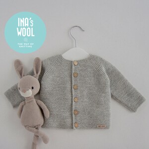 Gray Baby Merino Sweater – Soft Hypoallergenic Newborn Pullover – Eco-Friendly Handknitted Baby Outfit – Perfect Gift for Babies 1–3 Months