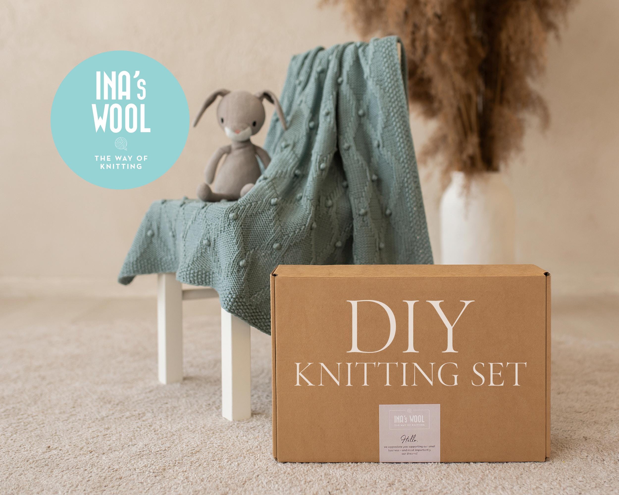 DIY Baby Blanket Knitting Kit – Sage Green | Natural Cotton | Rhombos & Bubbles Pattern | Handmade Newborn Gift | Beginner-Friendly Knit Kit