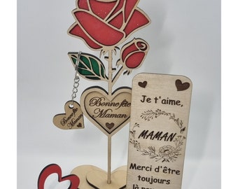 Rose éternelle en bois personnalisée : un souvenir précieux pour toute occasion