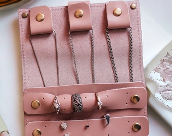 Customizable Genuine Leather Jewelry Roll-Up: Chic Organizer for Necklaces, Bracelets, and Rings, Earrings - Gift for Her or Mother's Day!