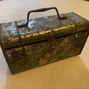 Vintage French Lidded Tin