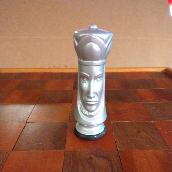 Handmade Chess board w/ ceramic pieces