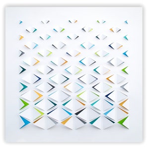 Rilievo geometrico in carta realizzato a mano in stile minimalista originale su carta da acquerello dal design unico e moderno, decorazione da parete moderna