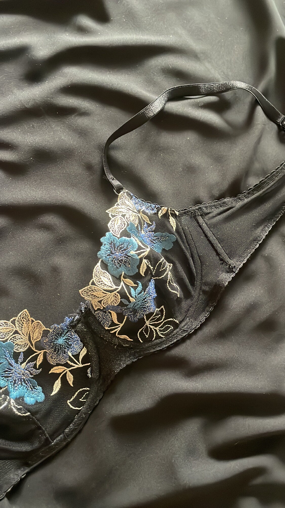 Adrienne's Bra sewing lingerie Pattern | Instant download | PDF sizes: 75A  / 75B / 75C/ 75D | Brassiere Pattern