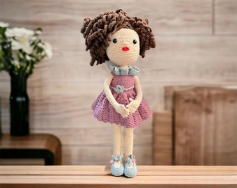 Cute Ready-Made Amigurumi Doll: Embrace the Charm of Handcrafted Elegance!