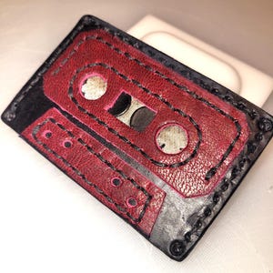 Carteira de couro - Retro Groove Cassette