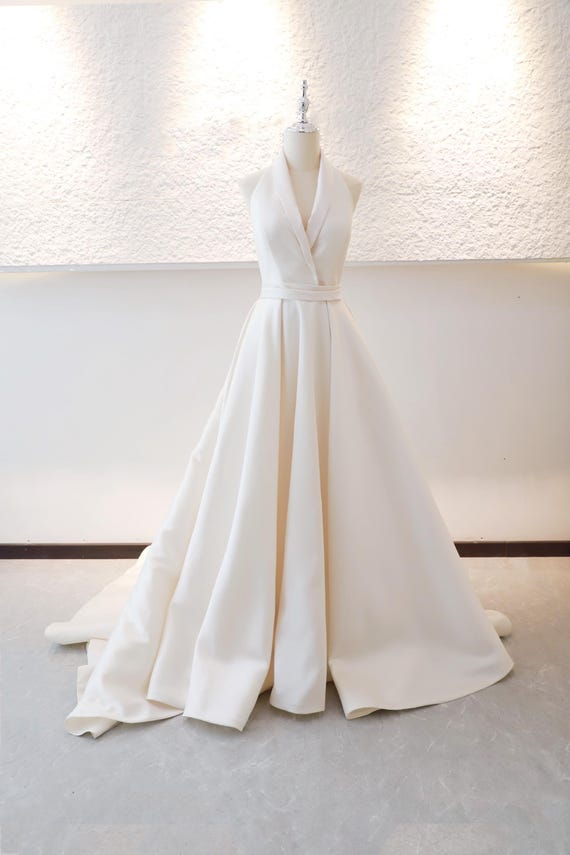 a-line wedding dress with sleeves Long Sleeve High Neck Open Back Boho Modest EU38 meta-character- this dress exudes a Size:BFF-4 Elegant Modest Dark Navy