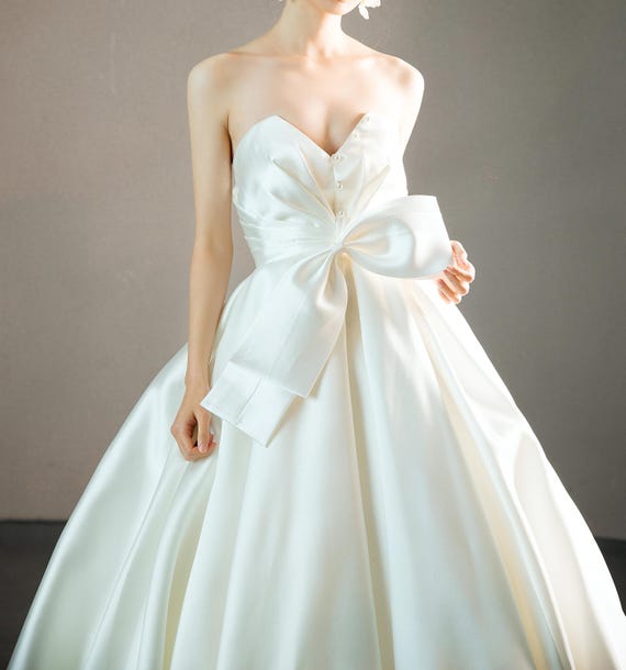 mikado a-line wedding dress with removable train Mikado Trumpet Wedding Dress with Sculpted Neckline and Detachable Train