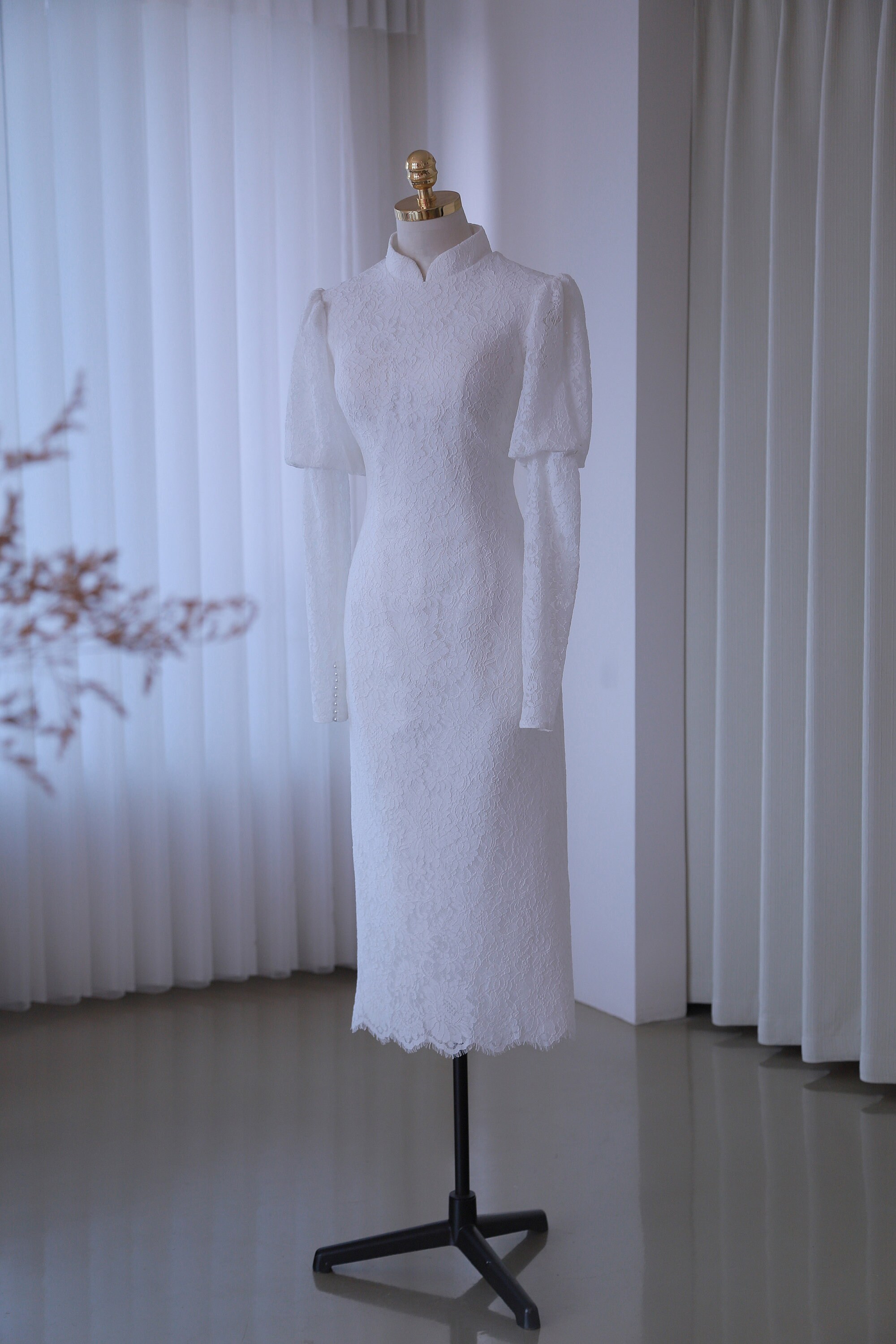 lace pencil skirt wedding dress 13 Pencil, Straight and Column Wedding Dresses ideas