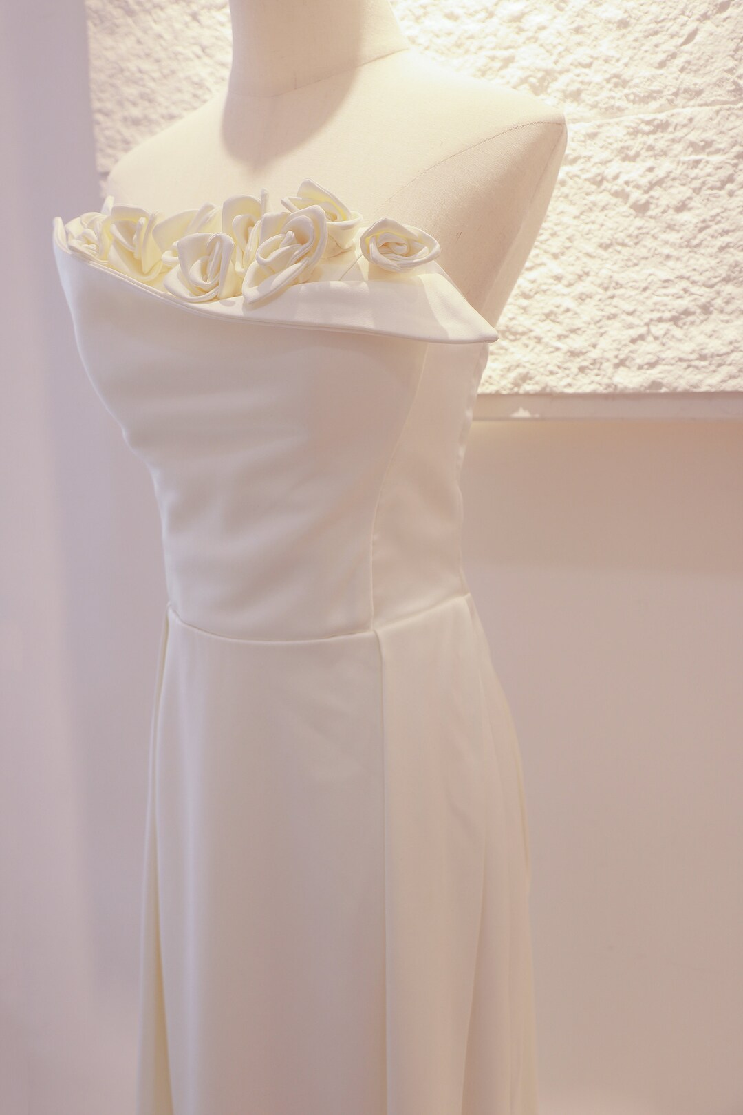 Ethereal Wedding Dress Sheath Strapless Satin Long Ivory Wedding Dresses Bridal Gowns DH863