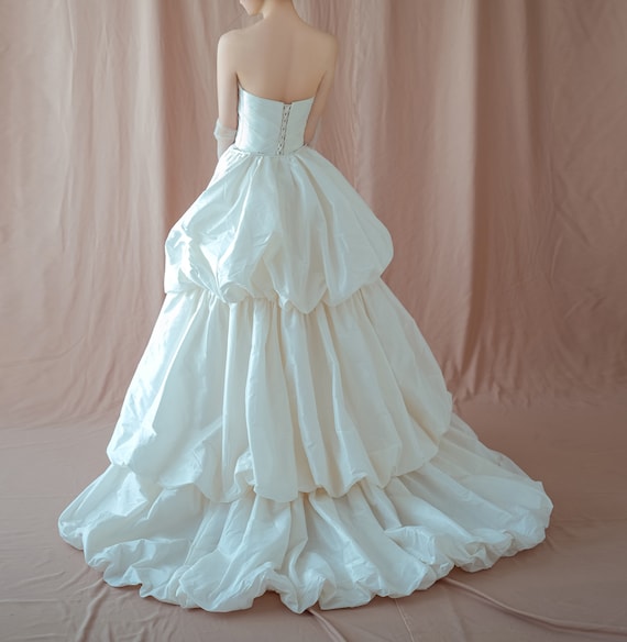 Custom Taffeta Wedding Dresses Ball Gown Bubble Bridal Gowns Strapless  Pleated V Neck Removable Overskirt Pre-order Bridal Dresses Vintage - Etsy  Denmark