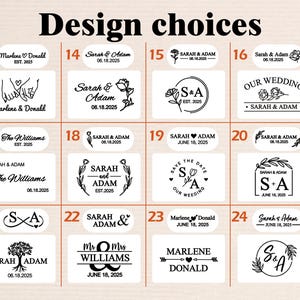 Op de afbeelding: Een grafisch ontwerpvel met 24 verschillende ontwerpen voor huwelijksstempels. De ontwerpen bevatten verschillende lettertypen, illustraties en tekst, zoals "Sarah & Adam", "The Williams", "Our Wedding", "Save the Date" en "Mr. & Mrs. Williams".