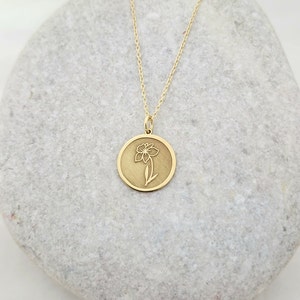 14K Gold Narcissus Birthflower Necklace, Gold Birth Month Flower Pendant, Gold Flower Birthday Gift, Personalized Dainty Charm