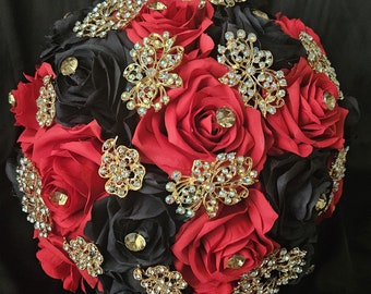 Quinceañera Ramos rouge/noir et or, bouquet, fleurs rouges et noires ornées de fleurs dorées