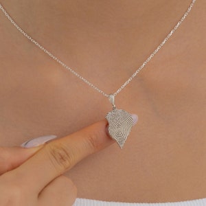 Engraved Fingerprint Heart Necklace Matching Fingerprint Necklace Actual Fingerprint Jewelry Handwriting Jewelry Christmas Gifts SILVER - 1 PIECE